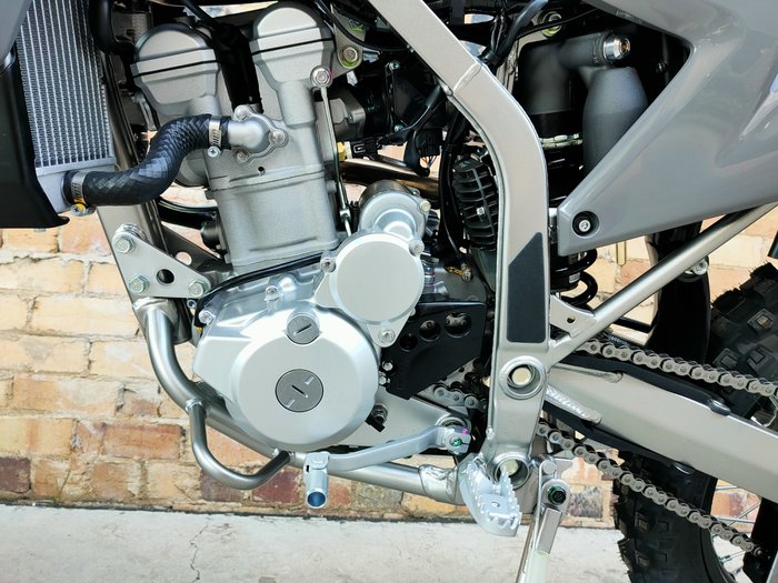 2025 KAWASAKI KLX300R ENDURO GREY
