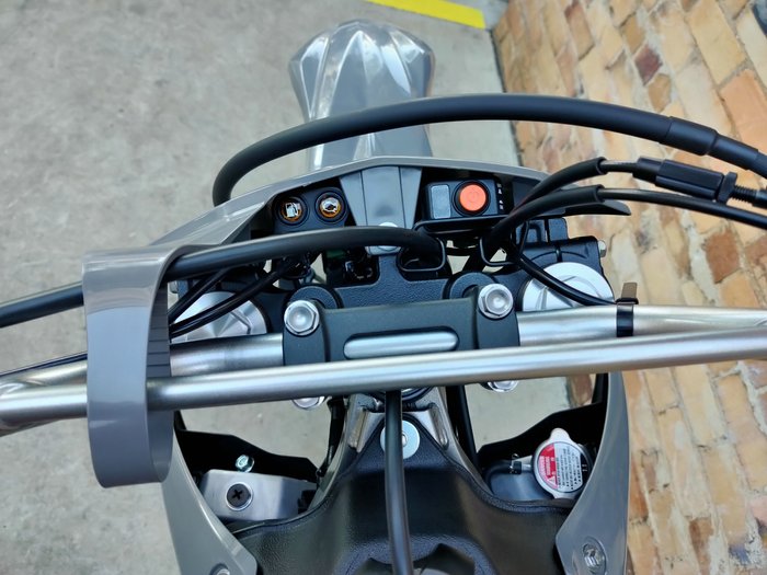 2025 KAWASAKI KLX300R ENDURO GREY