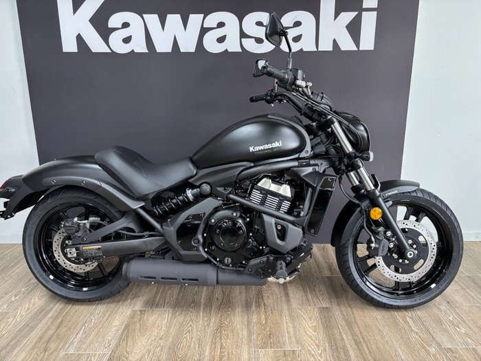 2025 Kawasaki VULCAN S METALLIC SPARK BLACK