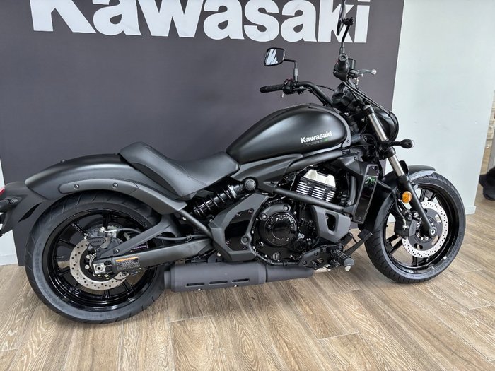 2025 Kawasaki VULCAN S METALLIC SPARK BLACK