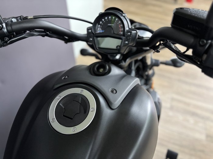 2025 Kawasaki VULCAN S METALLIC SPARK BLACK