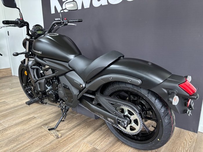 2025 Kawasaki VULCAN S METALLIC SPARK BLACK