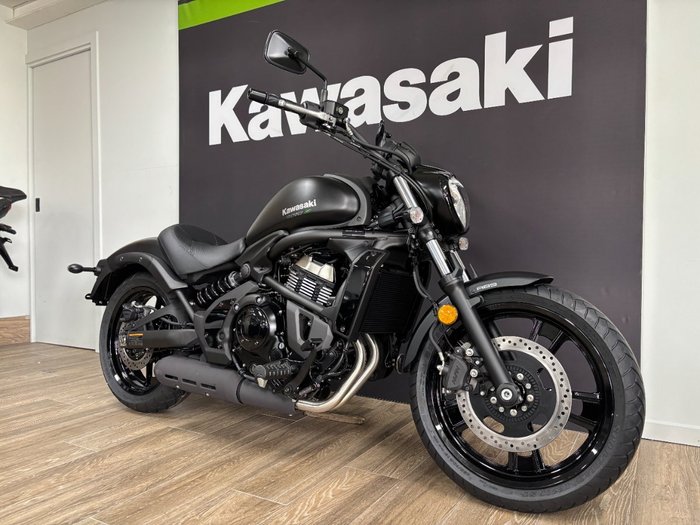 2025 Kawasaki VULCAN S METALLIC SPARK BLACK