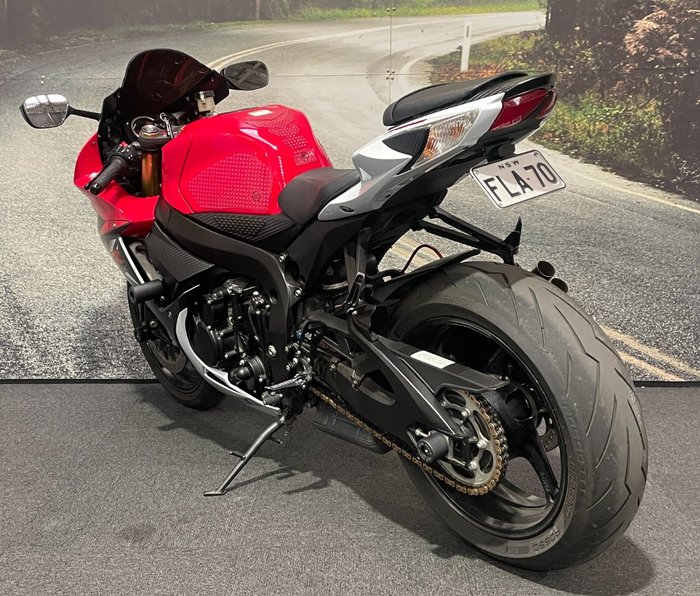 2015 Suzuki GSX-R750 Red