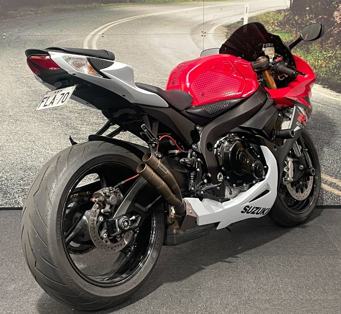 2015 Suzuki GSX-R750 Red