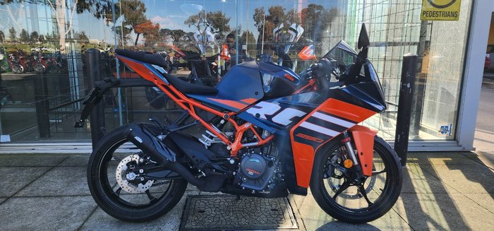 2024 Ktm RC 390 BLUE
