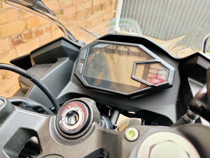 2025 KAWASAKI NINJA 500 (EX500G) ROAD GREY