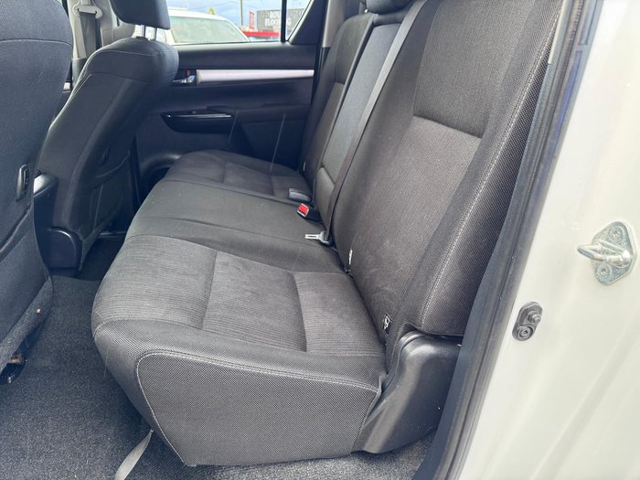 2016 Toyota Hilux SR5 GUN126R 4X4 Dual Range Crystal Pearl