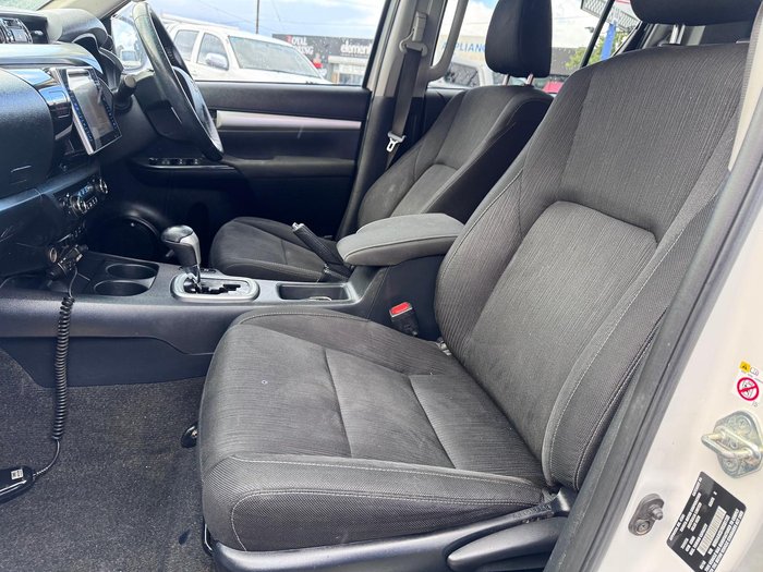 2016 Toyota Hilux SR5 GUN126R 4X4 Dual Range Crystal Pearl