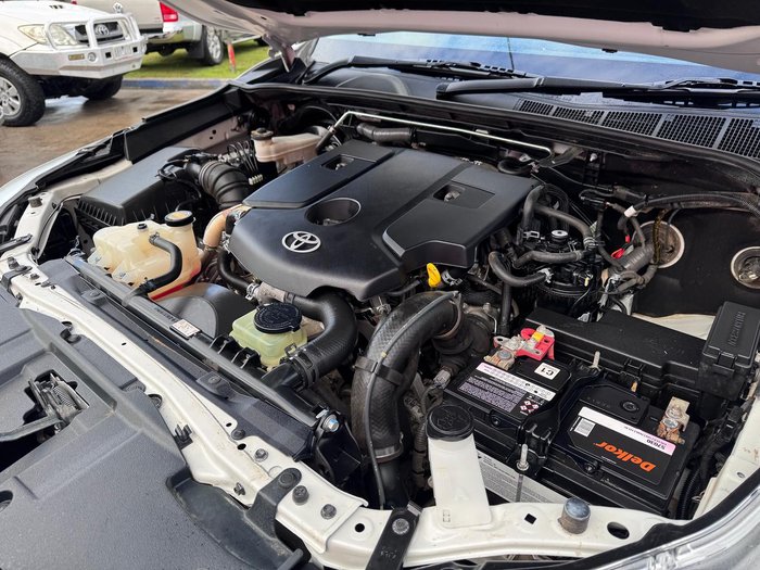 2016 Toyota Hilux SR5 GUN126R 4X4 Dual Range Crystal Pearl