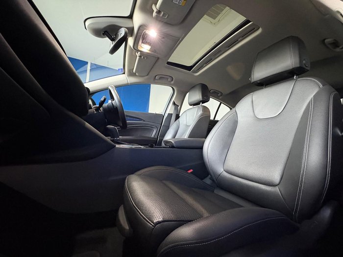 2020 Holden Calais V