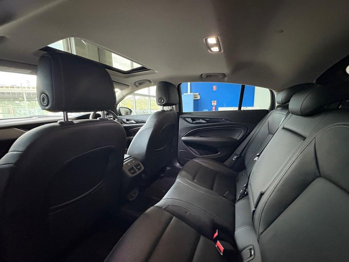 2020 Holden Calais V