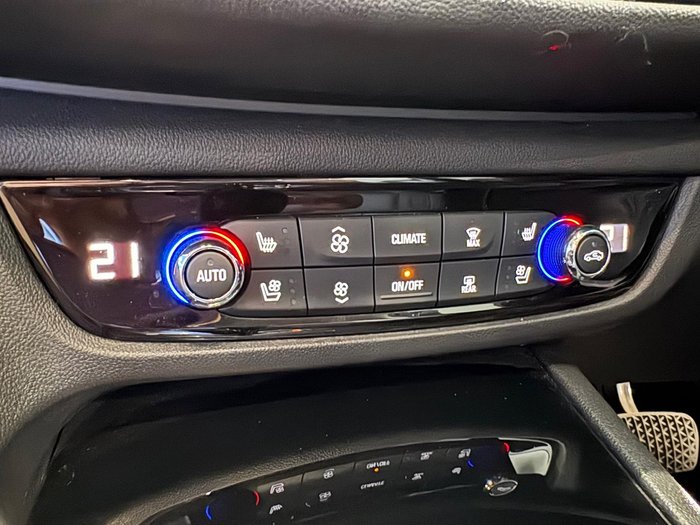 2020 Holden Calais V