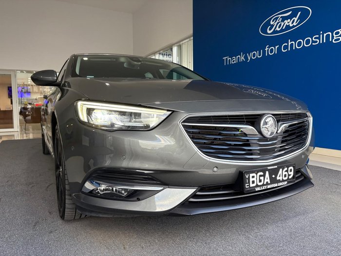 2020 Holden Calais V