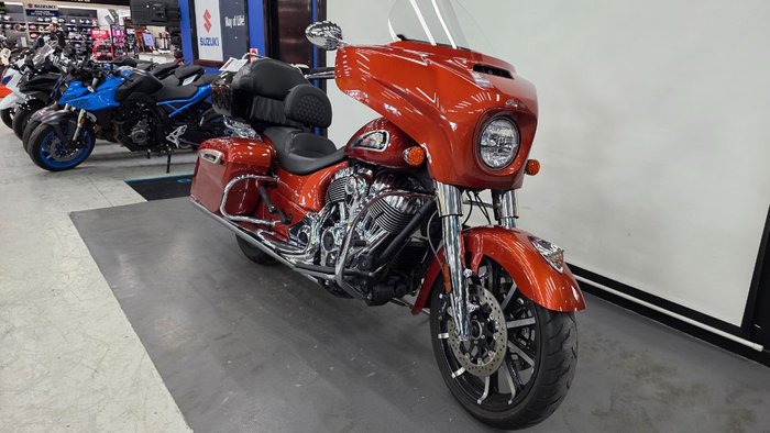 2020 INDIAN CHIEFTAIN DARK HORSE BRONZE Orange