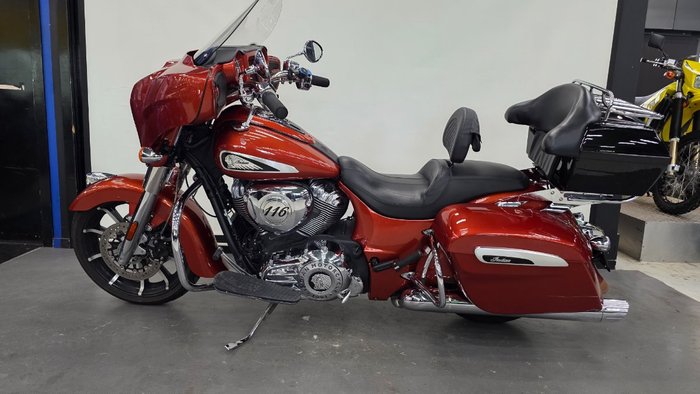2020 INDIAN CHIEFTAIN DARK HORSE BRONZE Orange