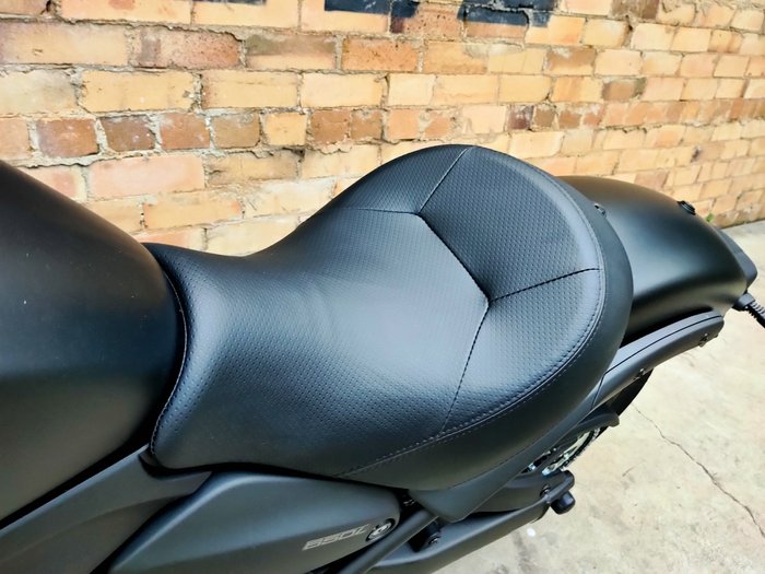 2025 KAWASAKI VULCAN S ABS (EN650) ROAD BLACK