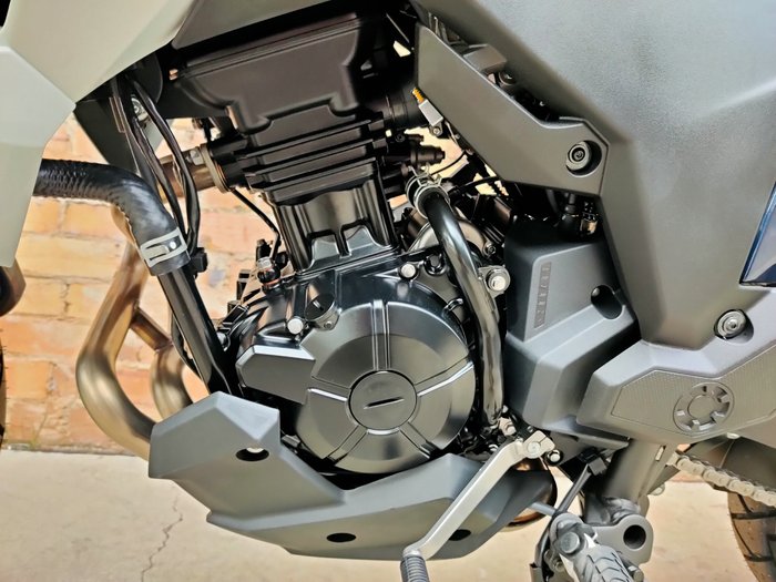 2025 KAWASAKI VERSYS-X 300 (KLE300C) DUAL PURPOSE BLUE