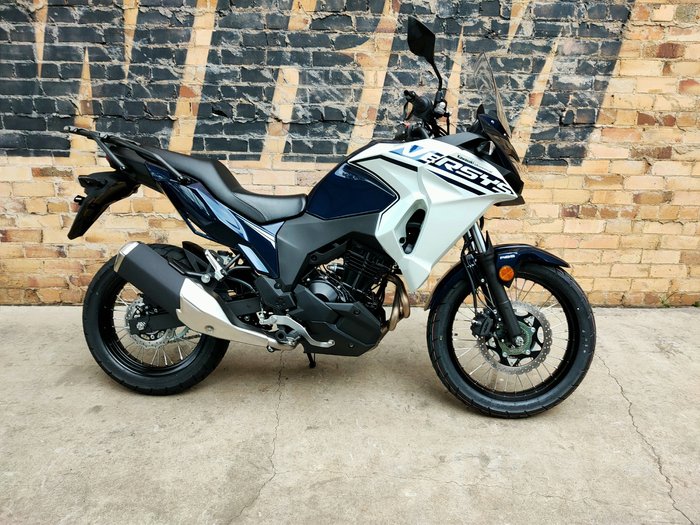 2025 KAWASAKI VERSYS-X 300 (KLE300C) DUAL PURPOSE BLUE