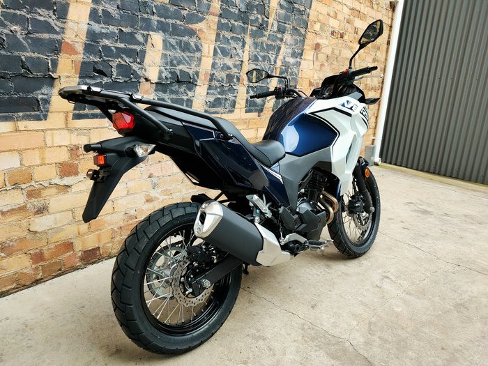 2025 KAWASAKI VERSYS-X 300 (KLE300C) DUAL PURPOSE BLUE