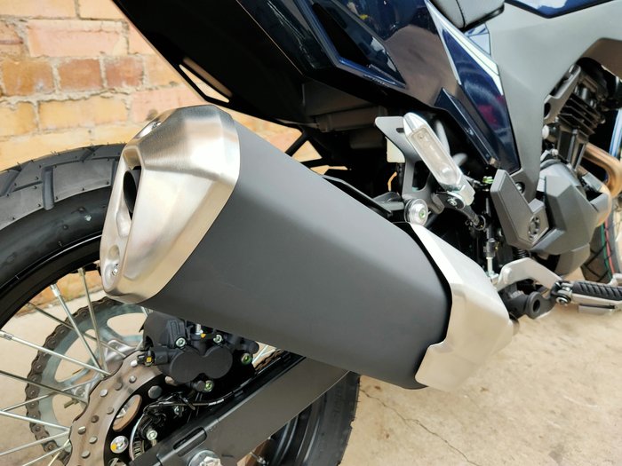 2025 KAWASAKI VERSYS-X 300 (KLE300C) DUAL PURPOSE BLUE