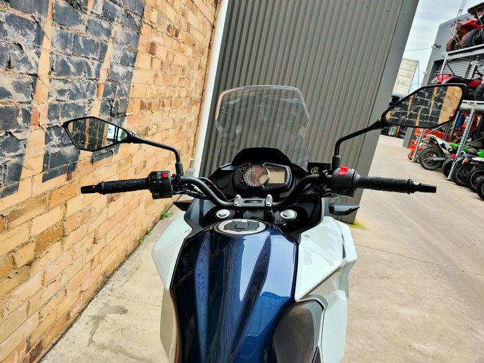 2025 KAWASAKI VERSYS-X 300 (KLE300C) DUAL PURPOSE BLUE