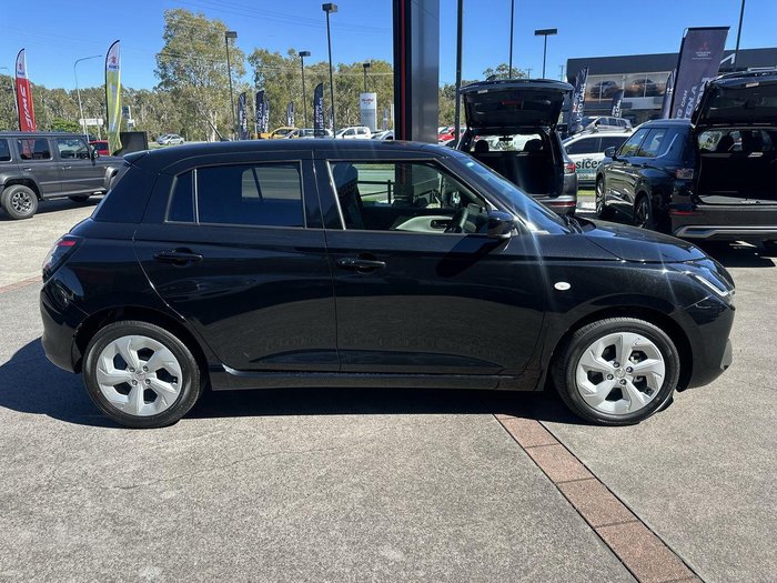 2024 Suzuki Swift Hybrid Plus