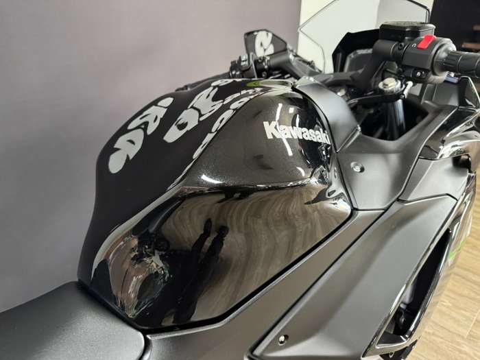 2025 Kawasaki NINJA 650 FULL POWER