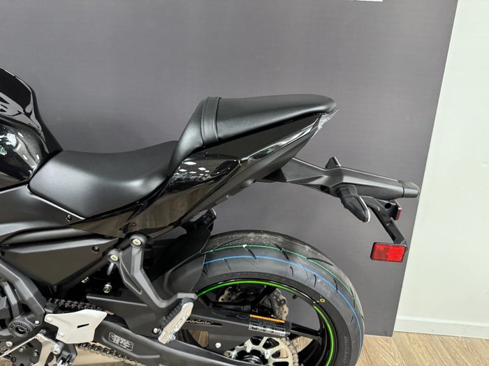 2025 Kawasaki NINJA 650 FULL POWER