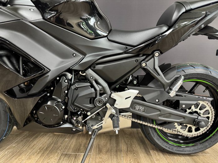 2025 Kawasaki NINJA 650 FULL POWER