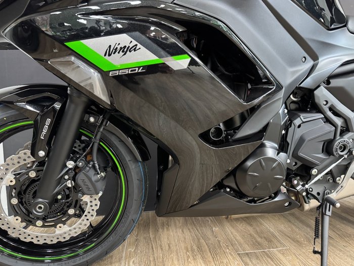 2025 Kawasaki NINJA 650 FULL POWER
