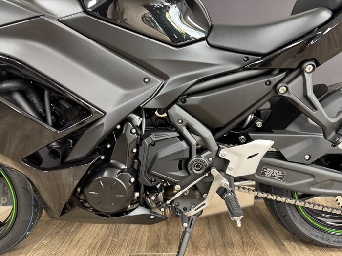 2025 Kawasaki NINJA 650 FULL POWER