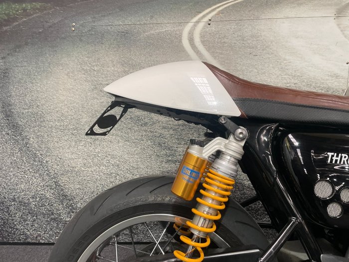 2019 Triumph THRUXTON R White