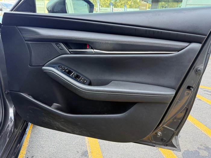 2019 Mazda 3 G20 Touring