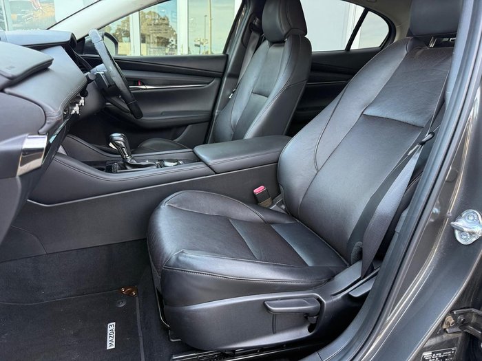2019 Mazda 3 G20 Touring