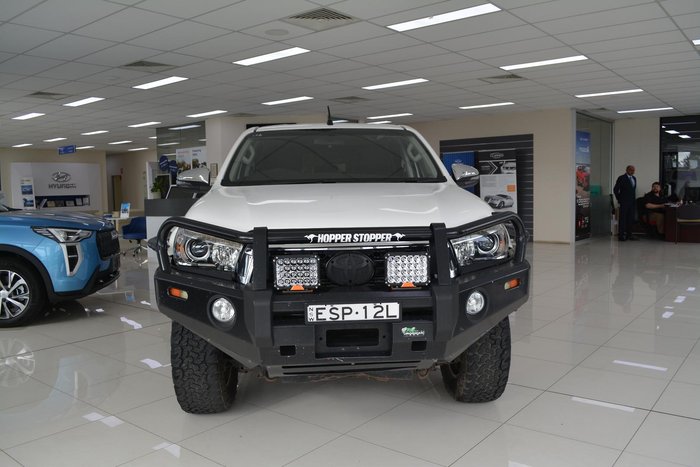 2018 Toyota Hilux SR5