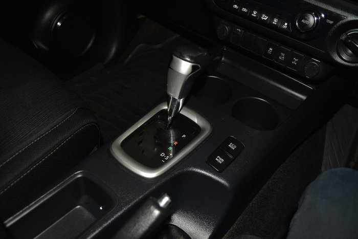 2018 Toyota Hilux SR5