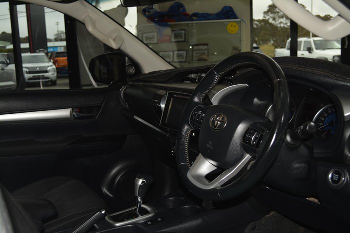 2018 Toyota Hilux SR5