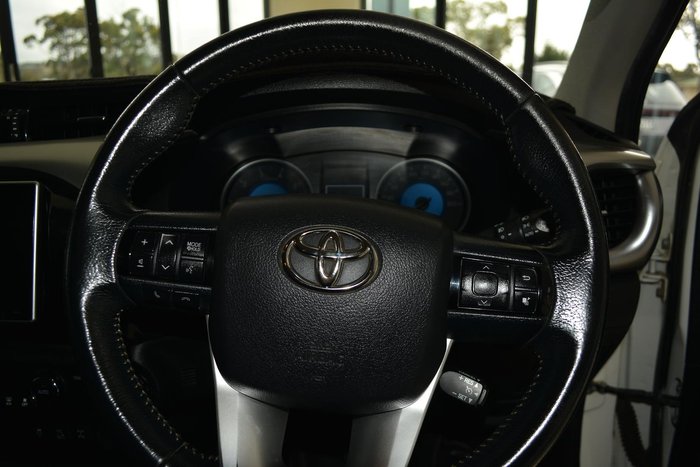 2018 Toyota Hilux SR5