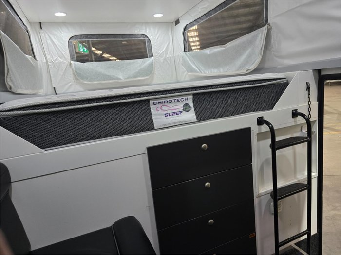 2018 Lifestyle Campers RECONN