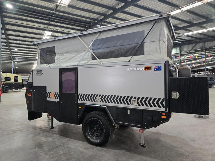 2018 Lifestyle Campers RECONN