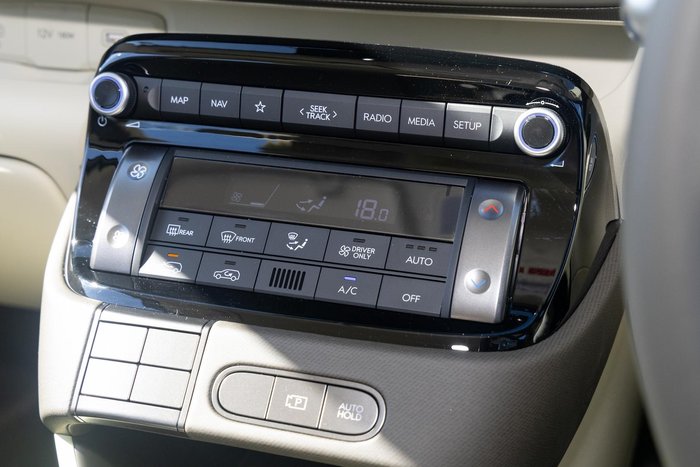 2025 Hyundai INSTER 