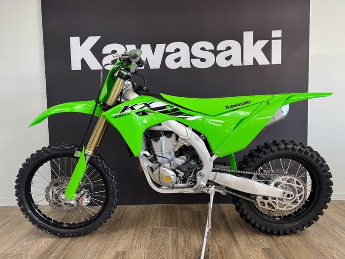 2025 Kawasaki KX450X GREEN