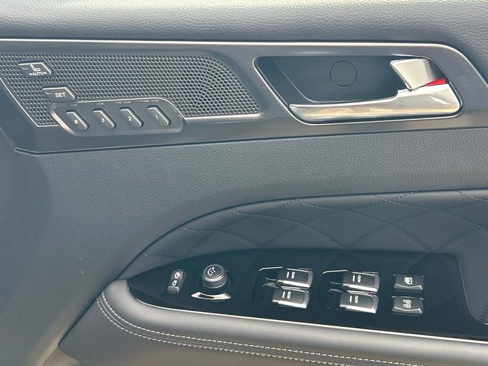 2024 KGM SsangYong Rexton Ultimate