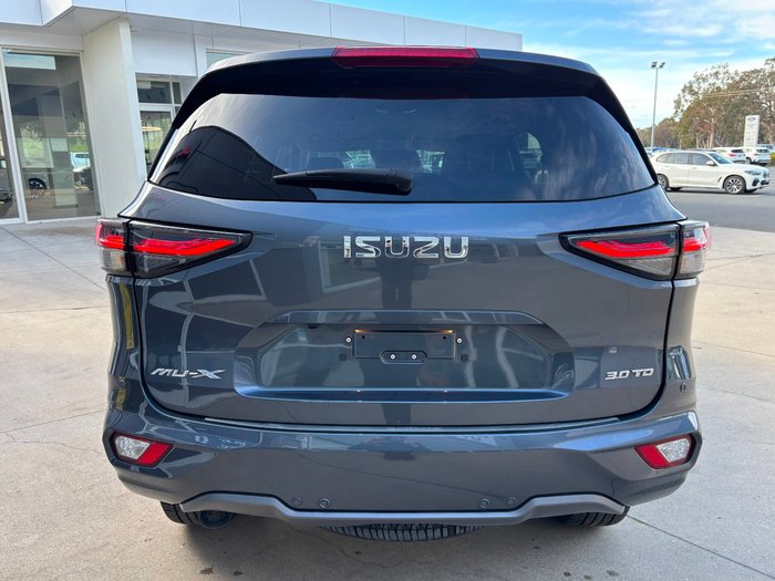 2024 Isuzu MU-X LS-T