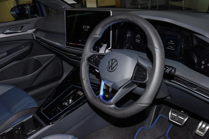 2025 Volkswagen Golf R Black Edition