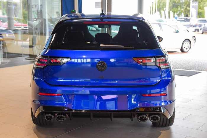 2025 Volkswagen Golf R Black Edition