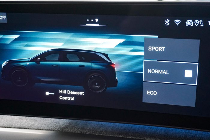 2025 Peugeot 5008 GT Premium Hybrid
