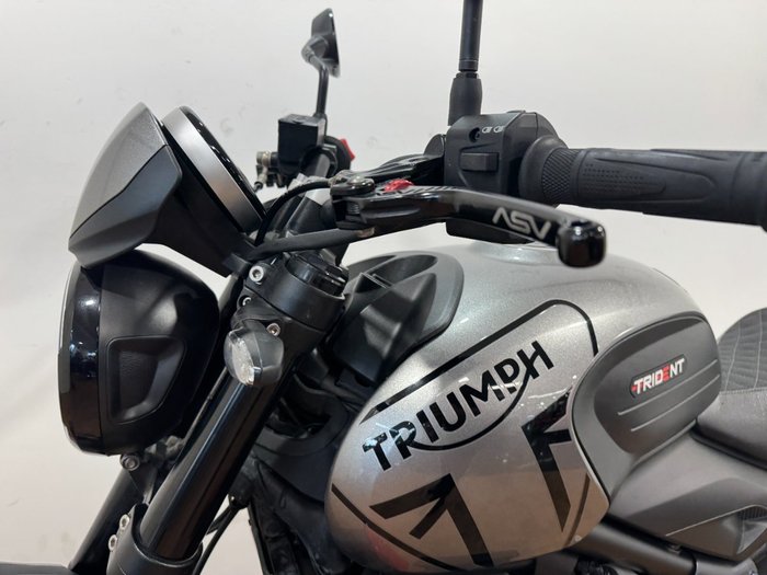 2021 Triumph 2021 Triumph 660CC TRIDENT GREY