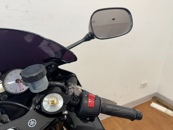 2005 Yamaha YZF-R6 BLACK